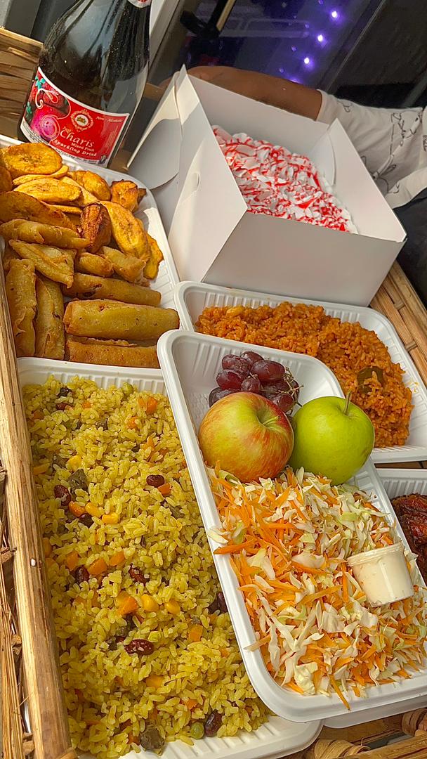 Food tray 6